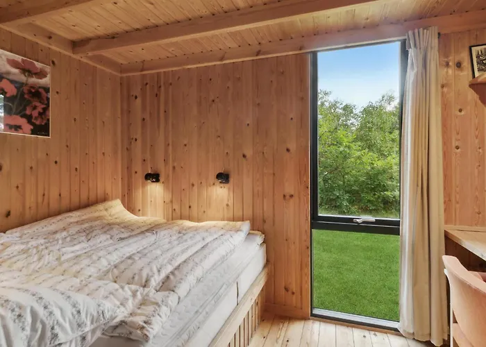 Stunning In With Kitchen Nyaraló *