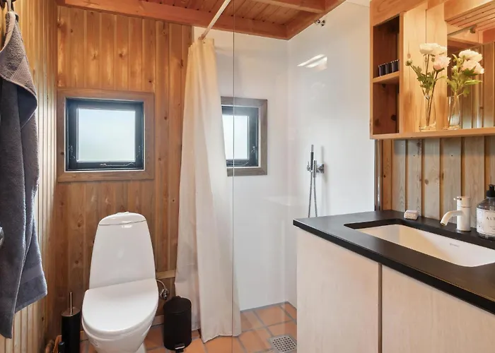 Stunning In With Kitchen *