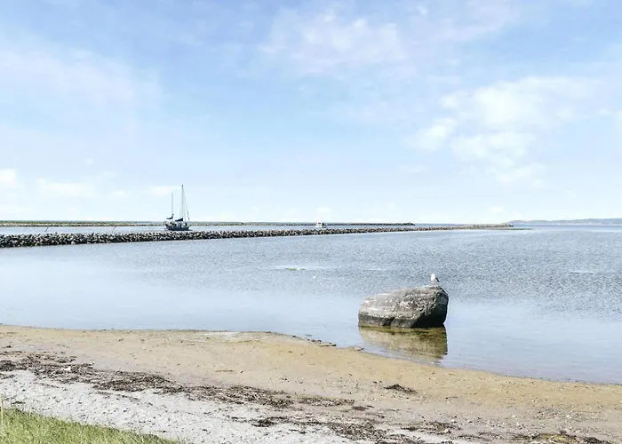 Stunning In With Kitchen